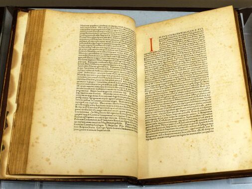 Rare-Books-Naitonal-Library-Week-4-cMUMMA-600x380 An image of text from a 1470 copy of Livy's History of Rome