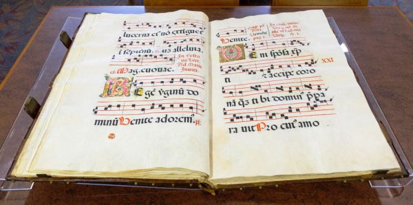 Image of a large antiphonary, or song book used by a choir. It likely dates between the sixteenth and eighteenth centuries